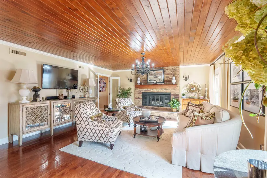 3913 Co Rd 158, Florence, AL 35633 - Image #3