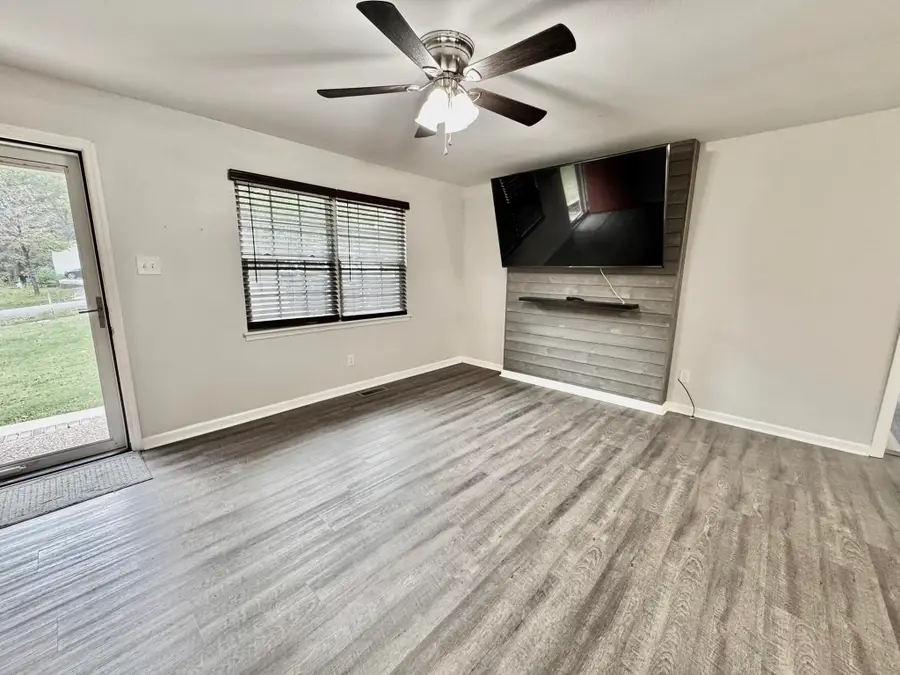 230 Bradford St, Florence, AL 35633 - Image #2