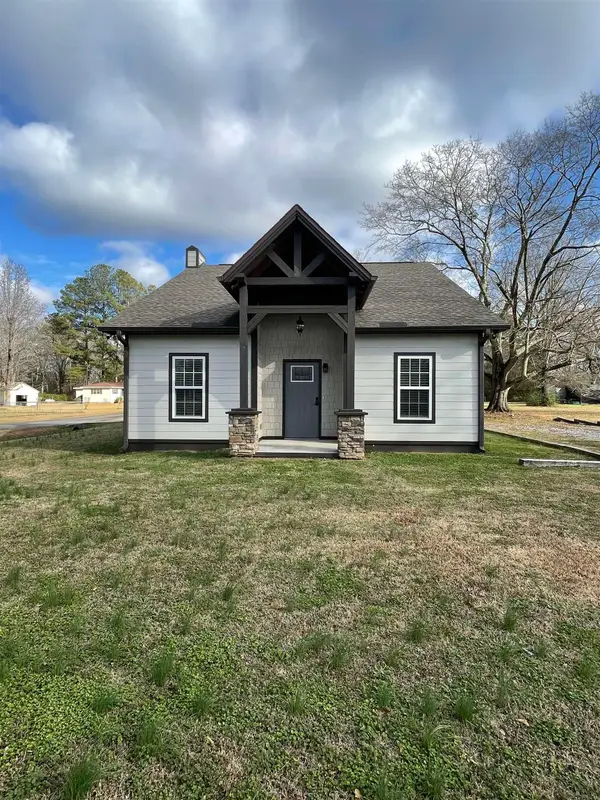 110 Ohio Ave, Hanceville, AL 35077