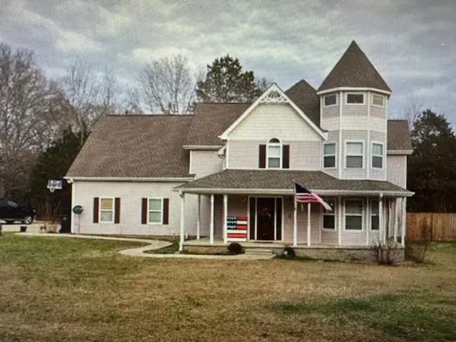 48 Maude Dr, Florence, AL 35633 - Image #1