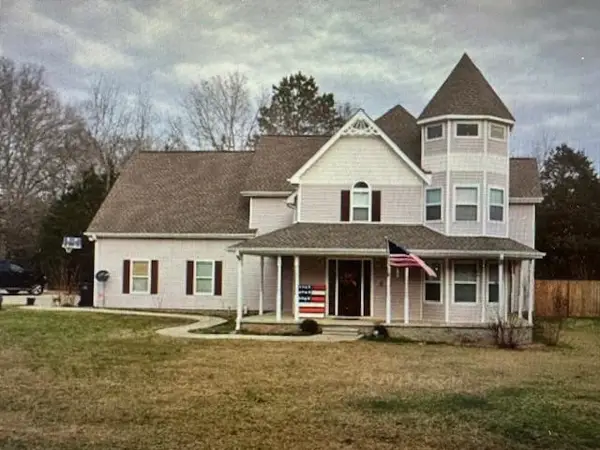 48 Maude Dr, Florence, AL 35633