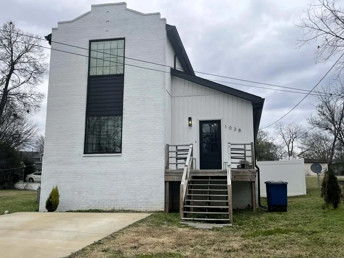 1038 N Royal Ave, Florence, AL 35630 - Image #1