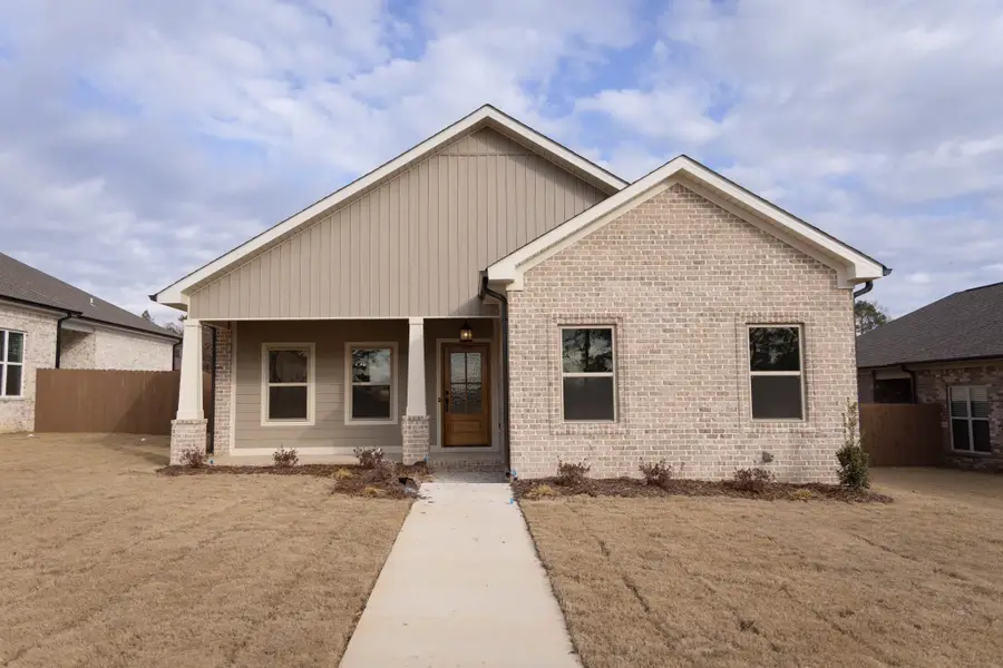 114 Silver Leaf Ln, Florence, AL 35633 - Image #3