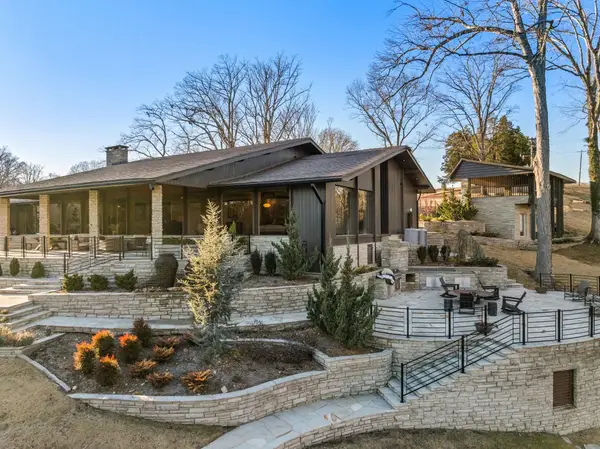 300 Elton Darby Rd, Florence, AL 35630