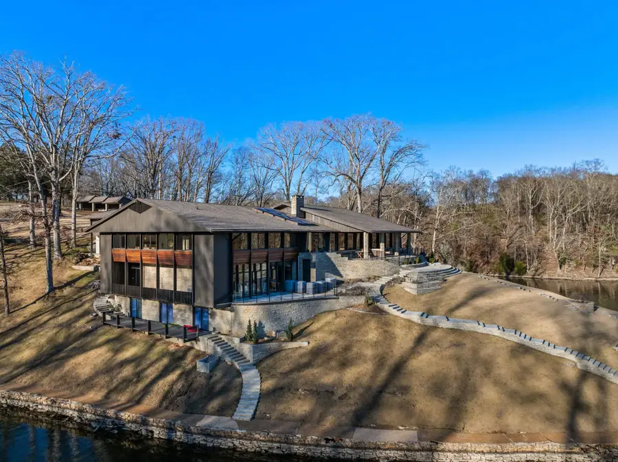 300 Elton Darby Rd, Florence, AL 35630 - Image #2