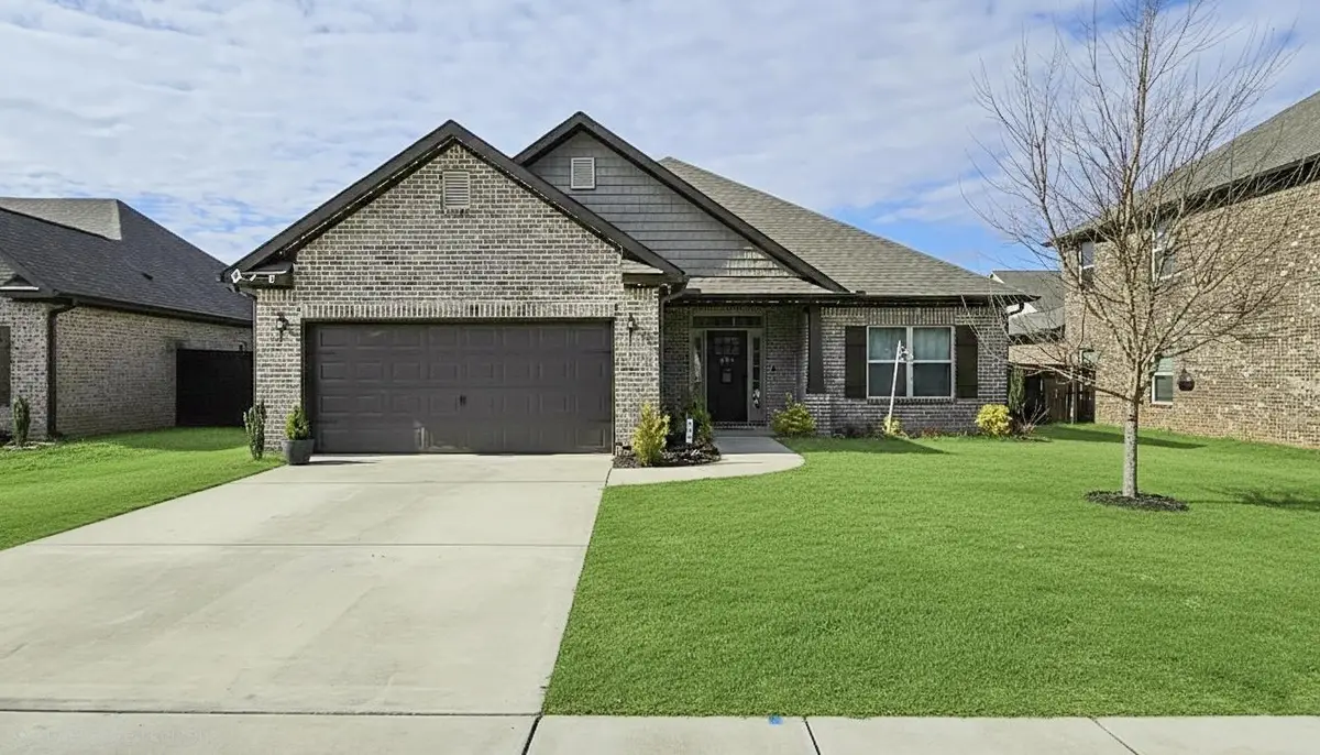 206 Rye Cir, Moores Mill, AL 35811 - Image #1