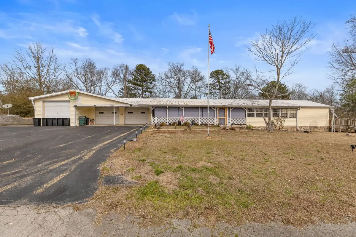 39 Hunter Dr, Double Springs, AL 35553 - Image #1