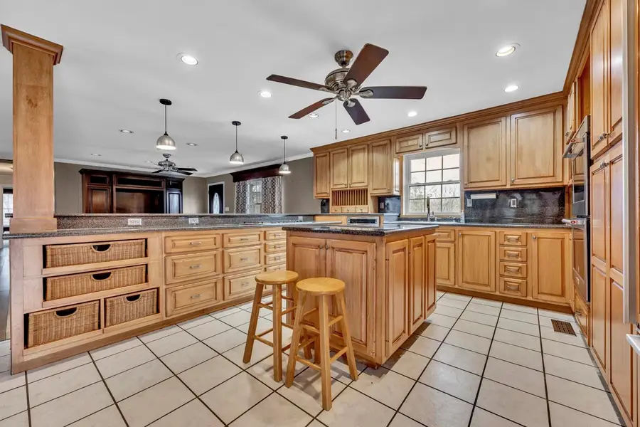 9428 Lee St, Blountsville, AL 35031 - #2