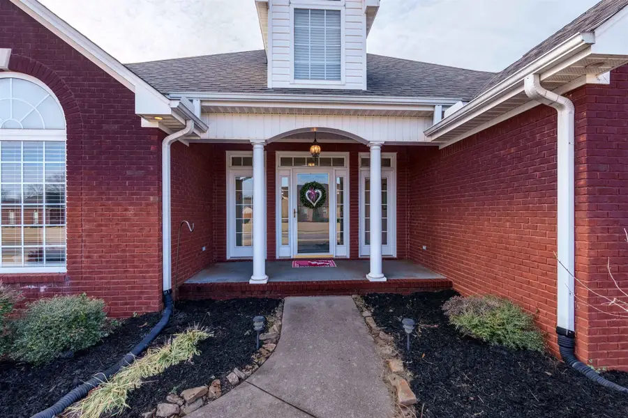 3104 W Mcguire Dr, Muscle Shoals, AL 35661 - #3