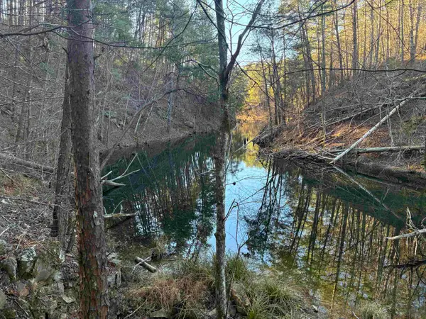 001 Pendley Creek Rd, Berry, AL 35546