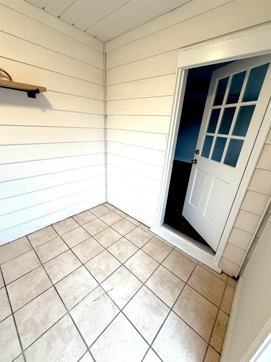 818 E Ford Ave, Muscle Shoals, AL 35661 - #2