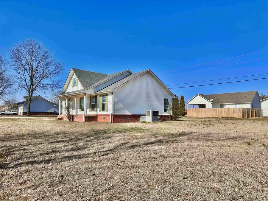 218 Government Blvd, Muscle Shoals, AL 35661 - #3