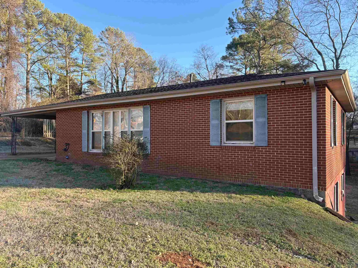 805 Cypress Mill Rd, Florence, AL 35630 - #1