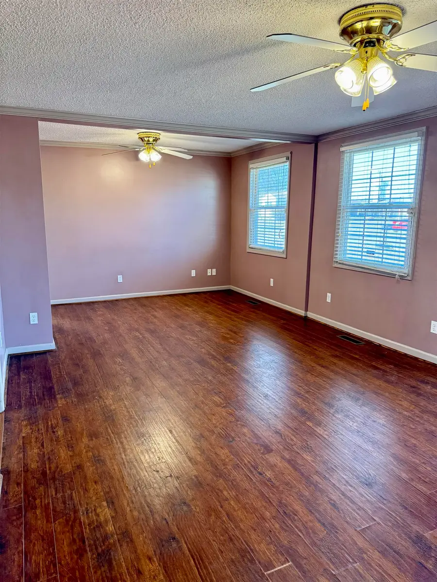 218 W Grand Ave, Muscle Shoals, AL 35661 - Image #2