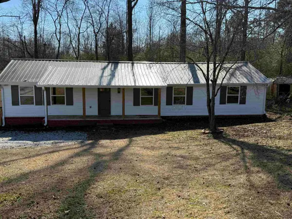 55 Spinnaker Ln, Killen, AL 35645