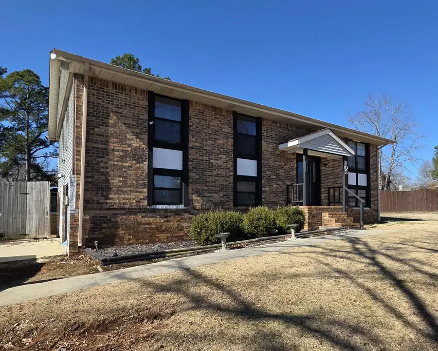 103 Caldwell Dr, Florence, AL 35633 - Image #3