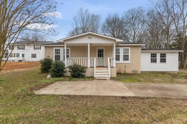 2818 Lee St, Rogersville, AL 35652