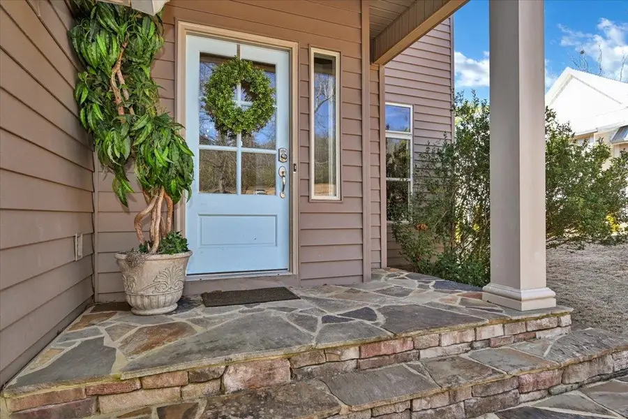 495 Paradise Tr, Arley, AL 35541 - #2