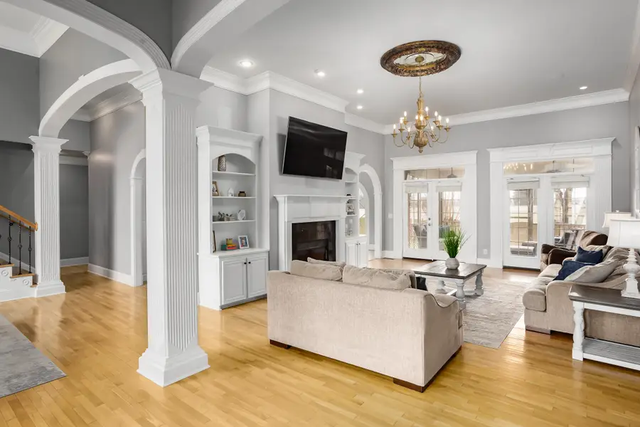 308 Lonnie Dr, Muscle Shoals, AL 35661 - #2