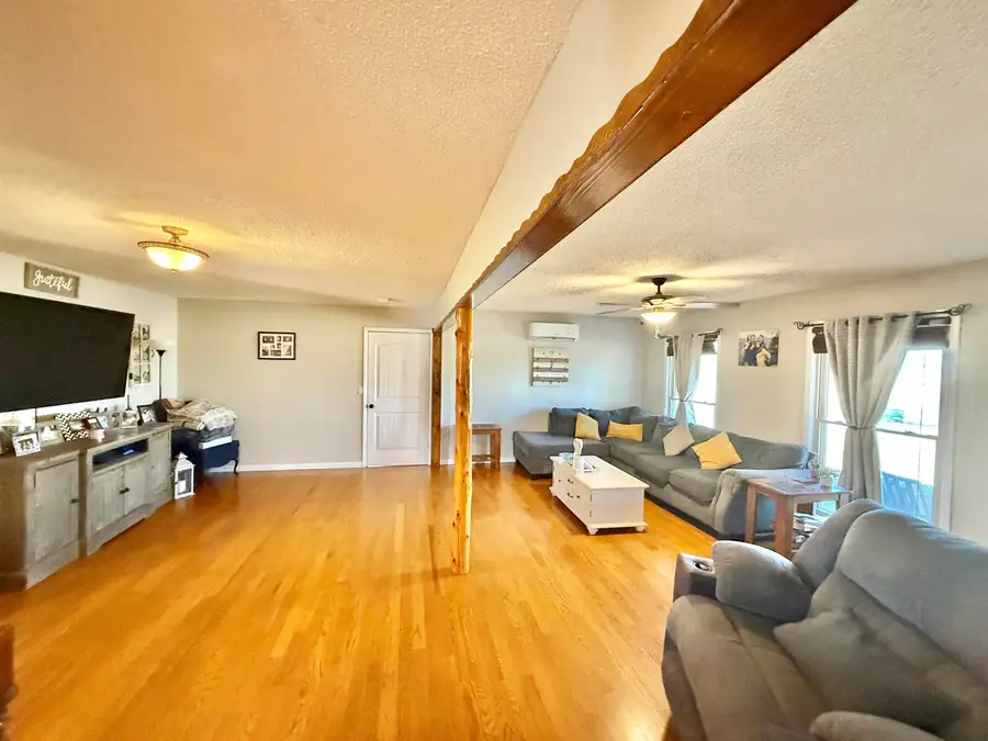 122 Mcintyre Rd, Iron City, TN 38463 - #3