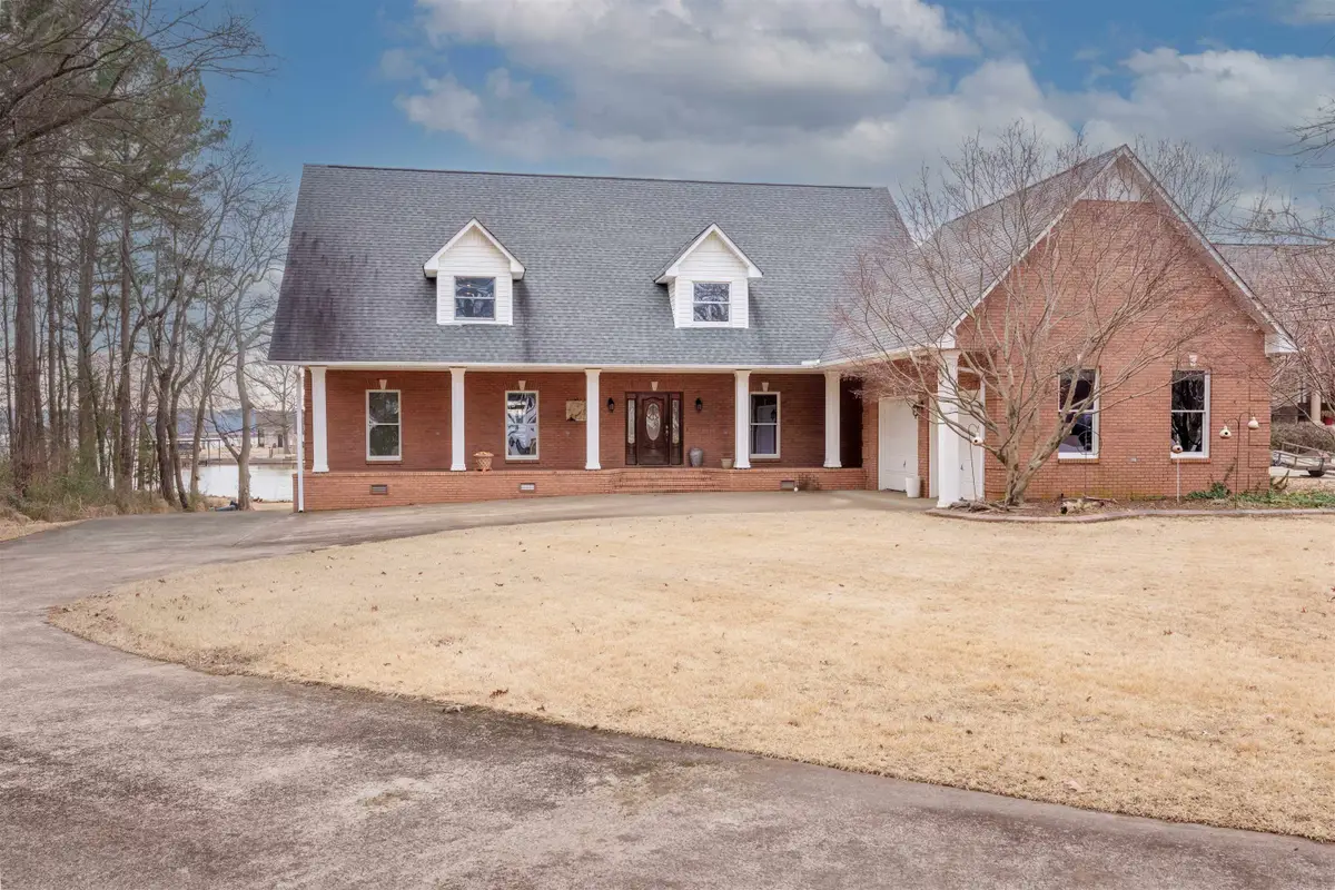 322 Reynolds Dr, Rogersville, AL 35652 - #1