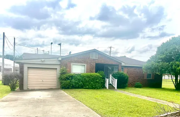 613 N Broad St, Tuscumbia, AL 35674