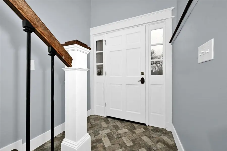 919 Brentwood Dr, Cullman, AL 35055 - #3