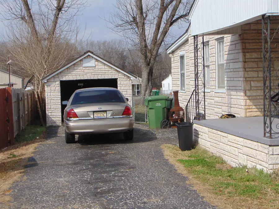 1004 Old Lee Hwy, Tuscumbia, AL 35674 - #3