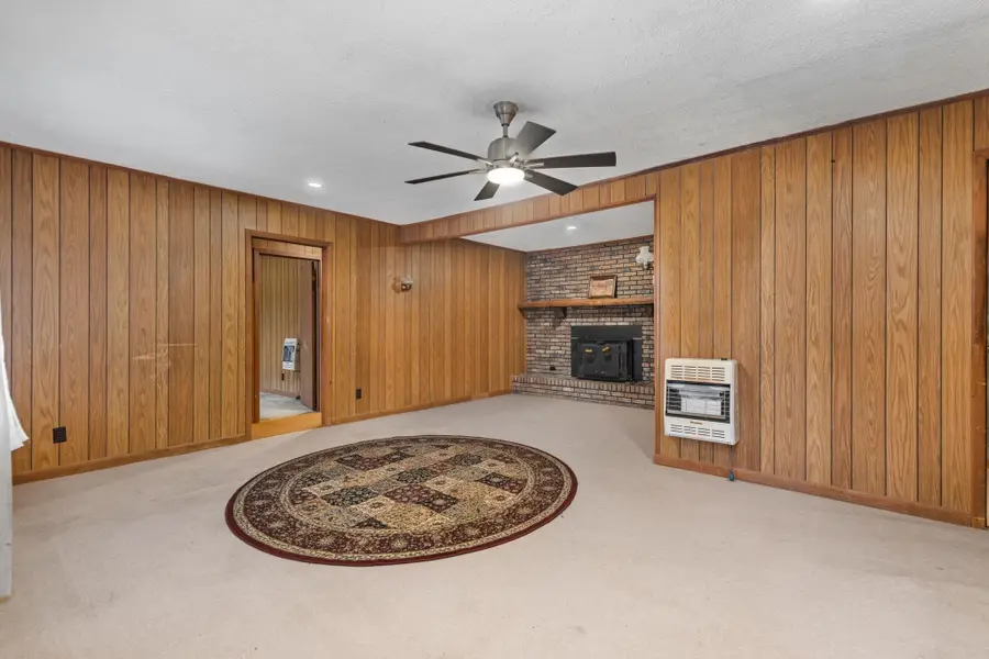 3582 Hwy 22, Spruce Pine, AL 35585 - #3