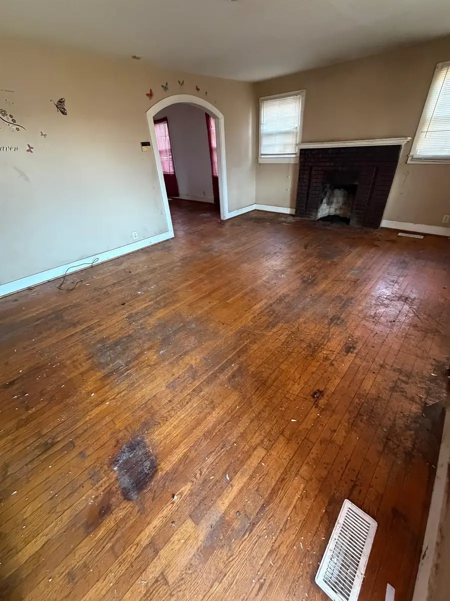 803 SE 20th St, Sheffield, AL 35660 - #2