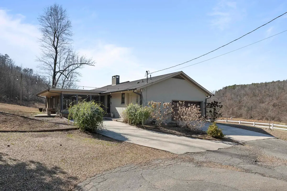 440 Co Rd 562, Hanceville, AL 35077 - #1