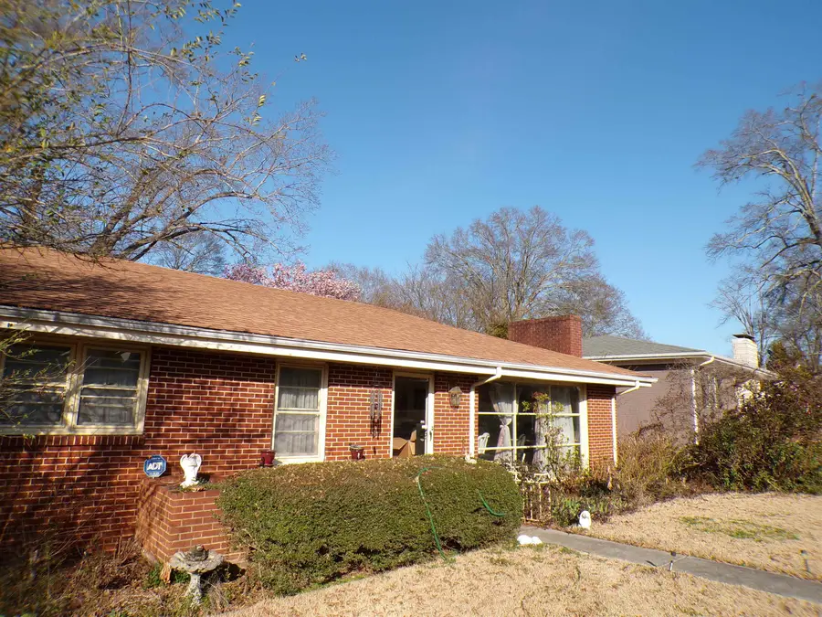 112 Wheeler Ave, Sheffield, AL 35660 - #2