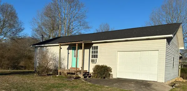 975 Co Rd 695, Holly Pond, AL 35083