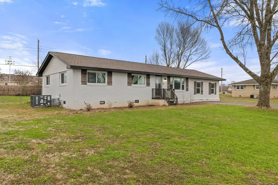 125 Williams St, Muscle Shoals, AL 35661 - #3