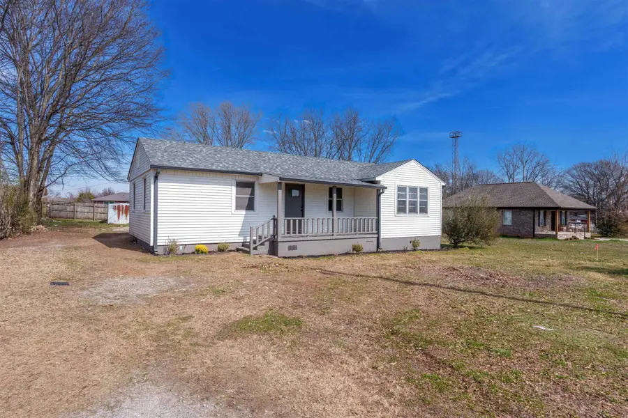 209 Grand Ave, Muscle Shoals, AL 35661 - #2