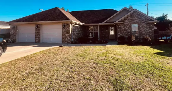 906 Buena Vista Ave, Muscle Shoals, AL 35661