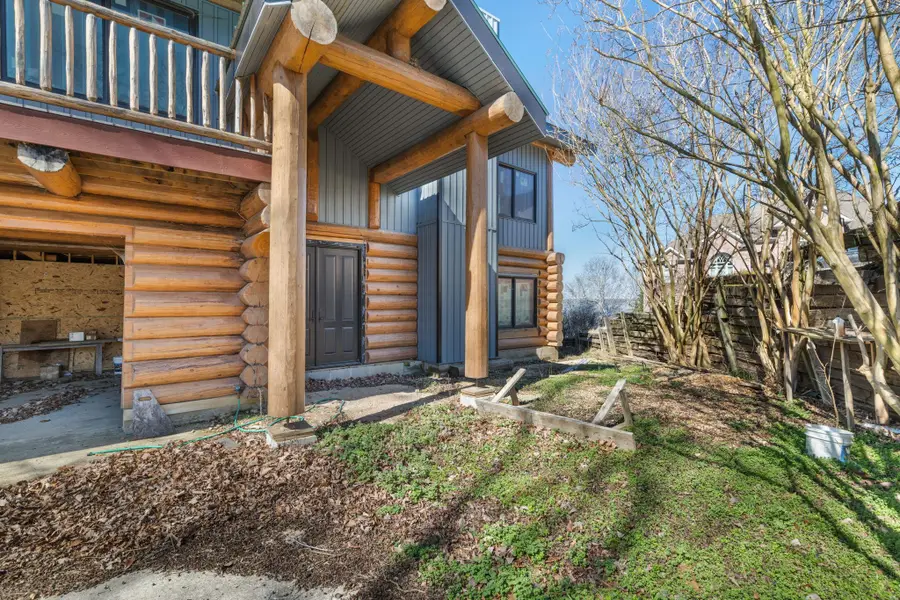 355 Mill Stream Tl, Muscle Shoals, AL 35661 - #3