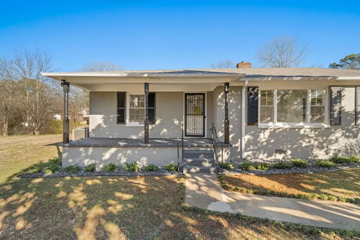 1926 Randolph St, Florence, AL 35630 - #1