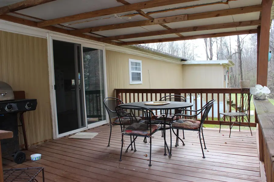 2035 Bangor Hollow Rd, Hayden, AL 35079 - #2