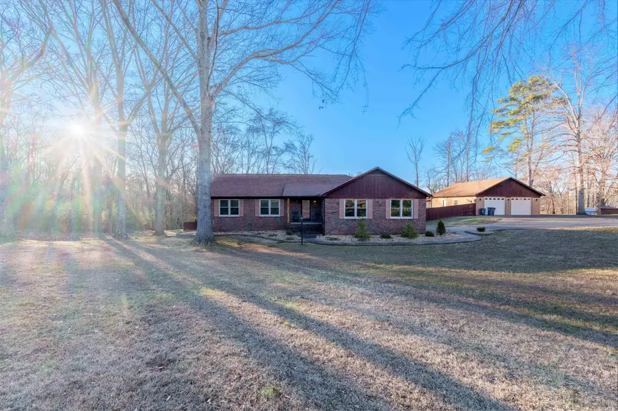 300 Beech Dr, Killen, AL 35645 - #2