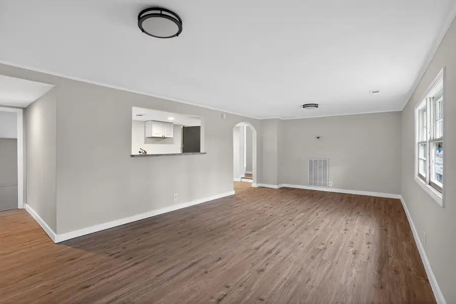 209 Alabama Ave, Hanceville, AL 35077 - #3