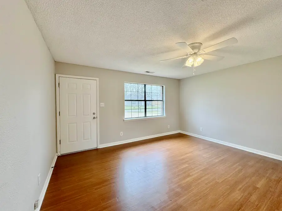 385 Greer Dr, Rogersville, AL 35652 - #3