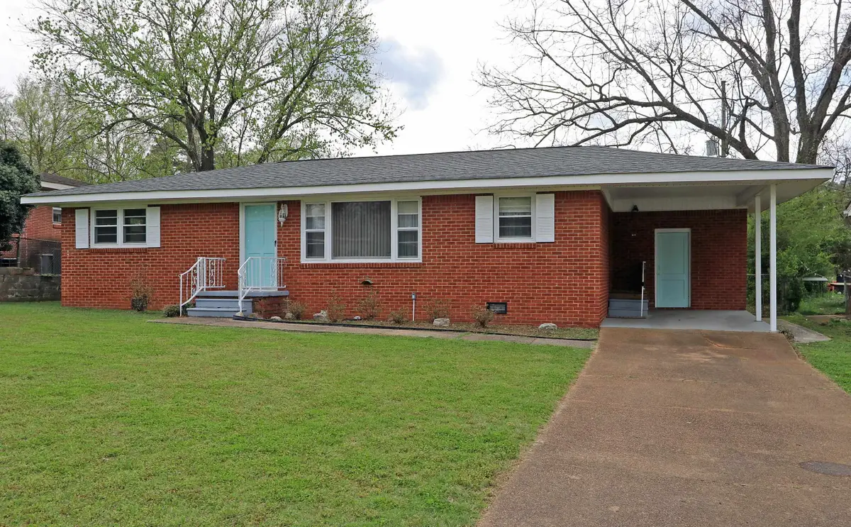 213 Normandy Dr, Florence, AL 35630 - #1