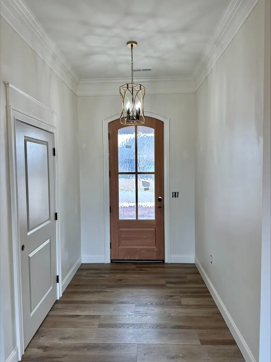 106 Scarlette Ln, Muscle Shoals, AL 35661 - #2