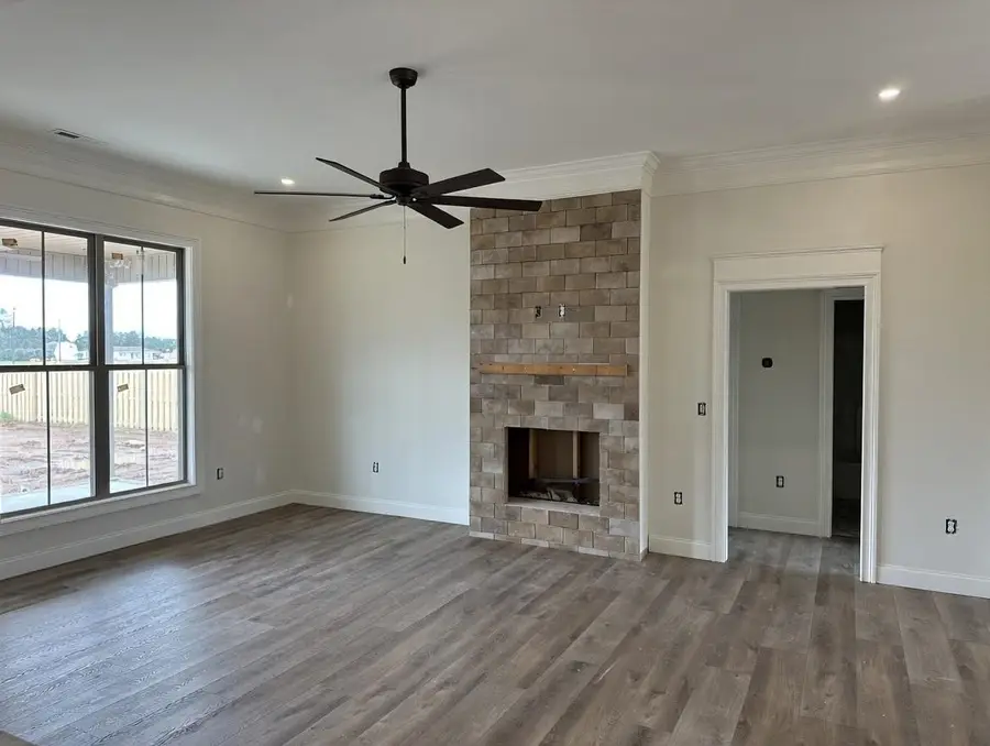 106 Scarlette Ln, Muscle Shoals, AL 35661 - #3