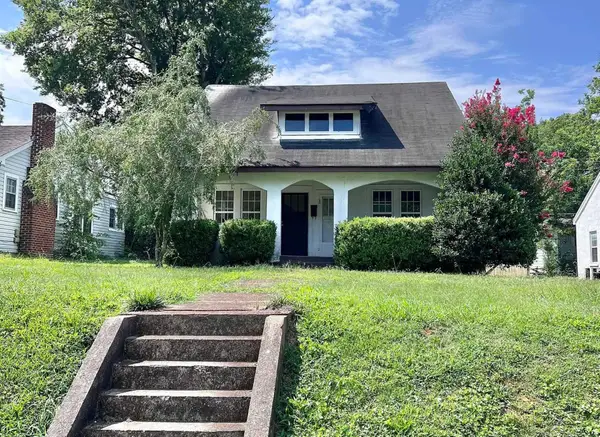 1008 E 1st St, Tuscumbia, AL 35674