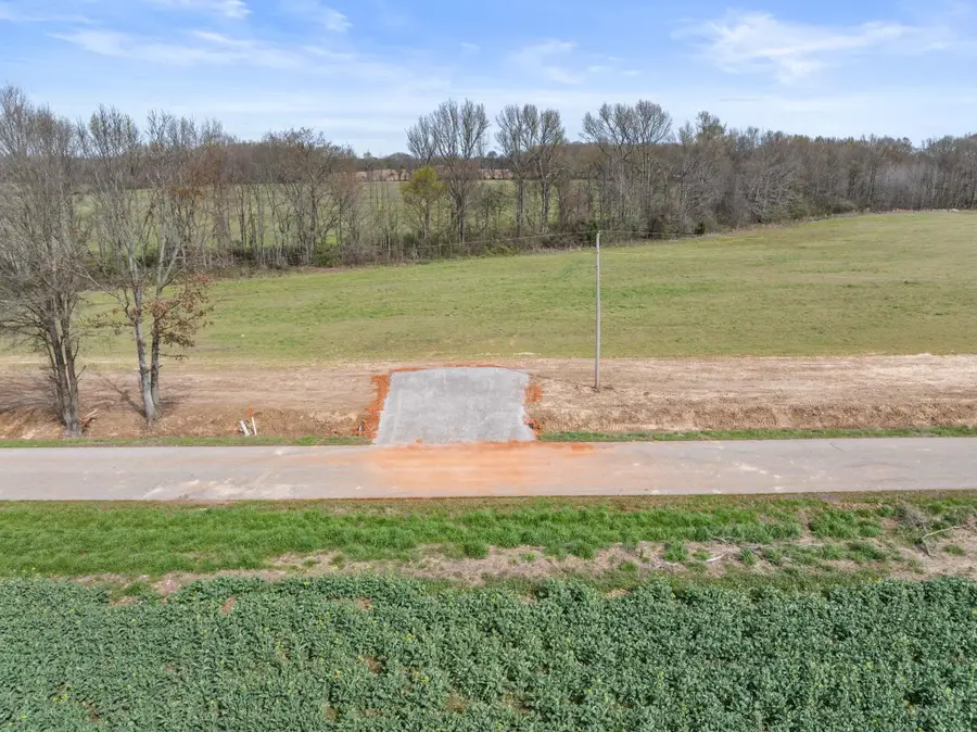 25634 W County Line Rd, Anderson, AL 35610 - #2