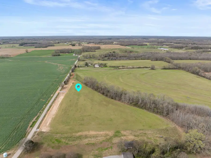 25634 W County Line Rd, Anderson, AL 35610 - #3