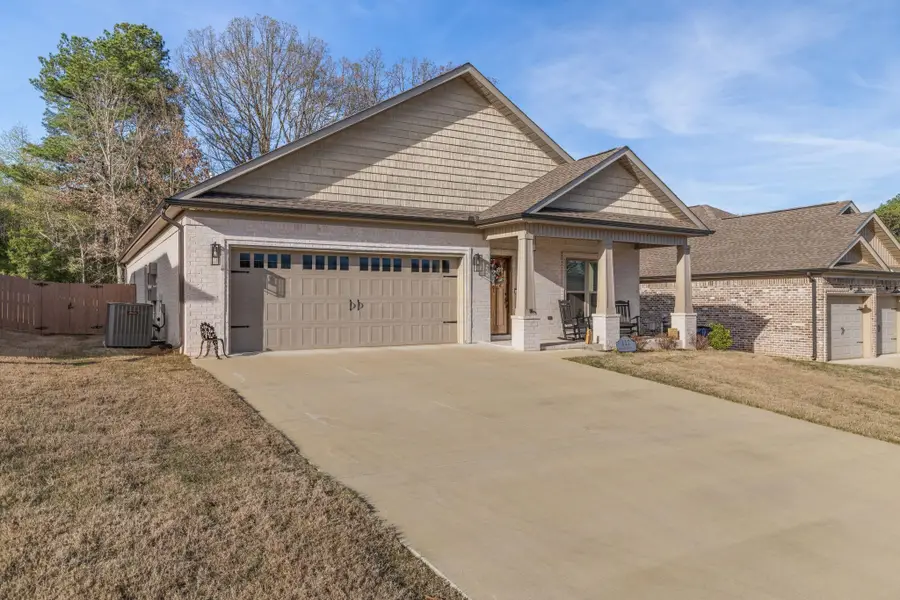 117 Sugar Maple Dr, Florence, AL 35633 - #3