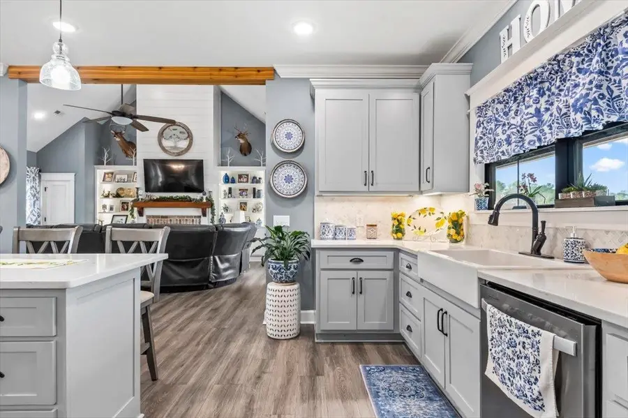 20 Clarendon Rd, Cullman, AL 35057 - #2